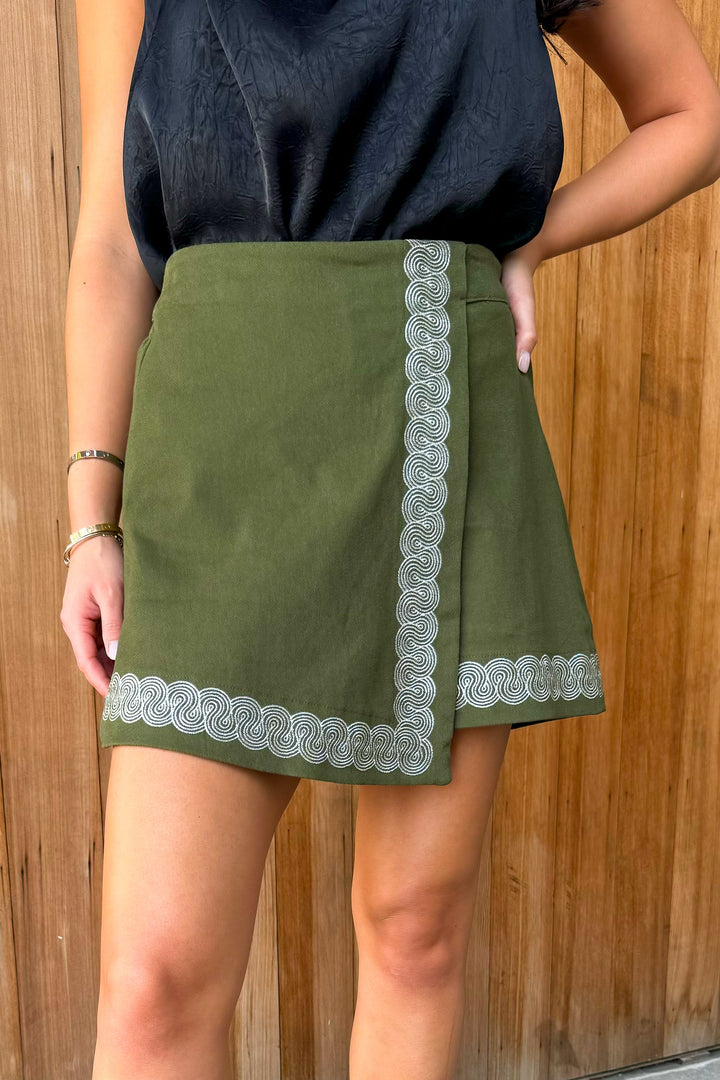 Good Graces Embroidered Skort