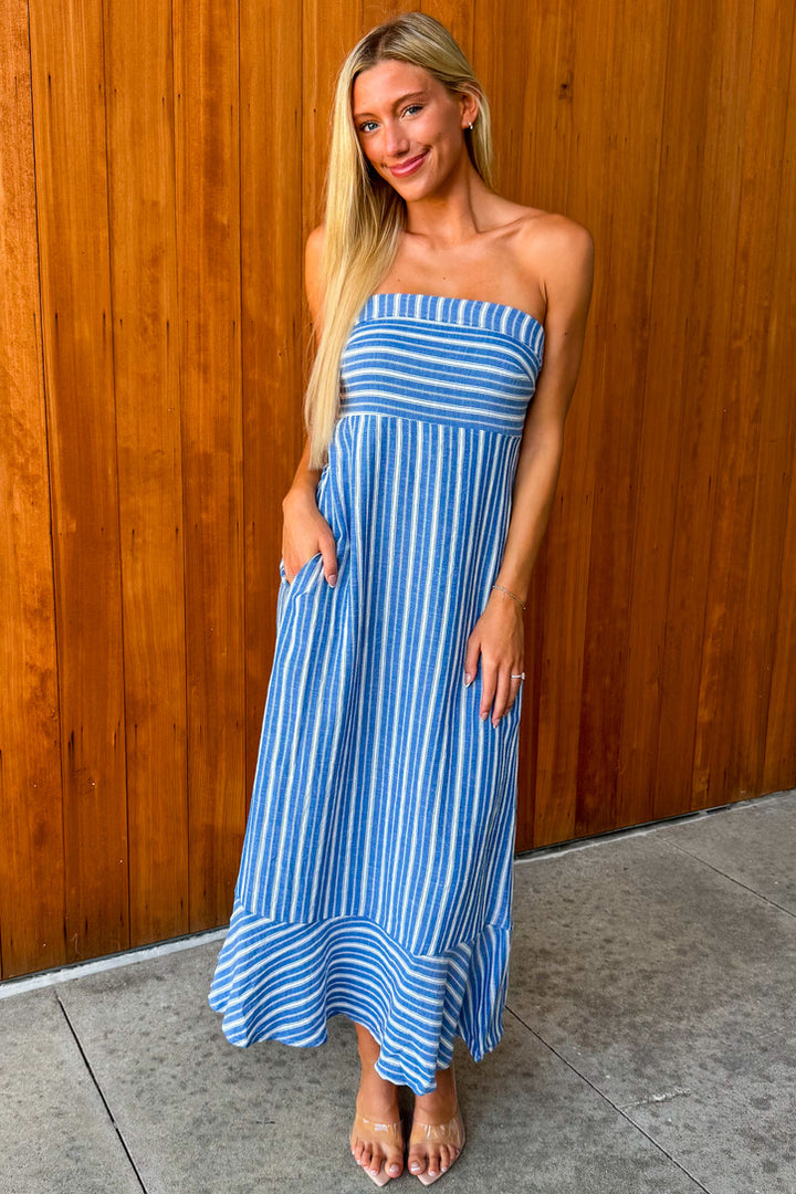 Here and There striped Maxi Dress - Blue