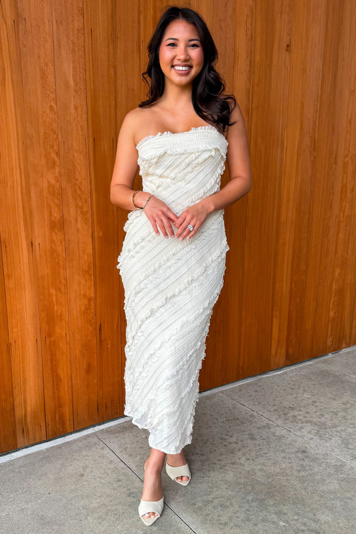 Like a Vision Frill Lace Maxi Dress