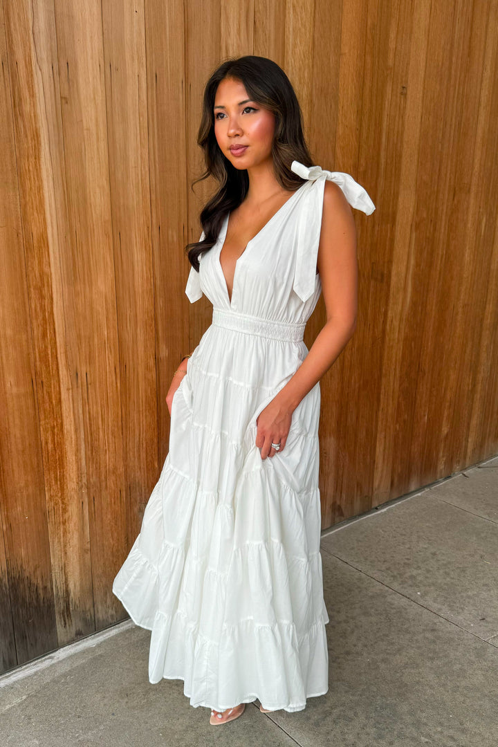 Chasing Love Off White sleeveless Maxi Dress